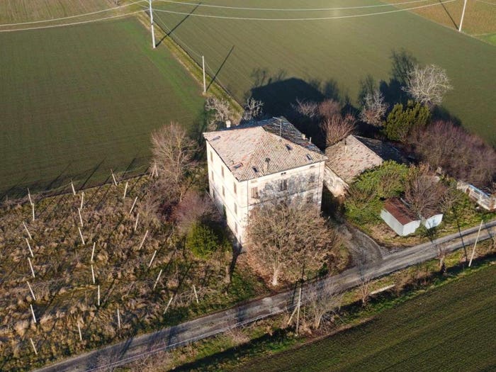 Casa in vendita in Strada Valera di Sopra, San Pancrazio, Parma