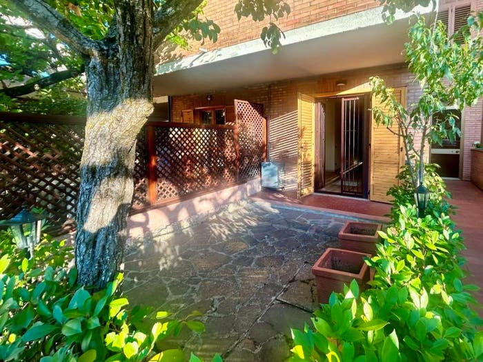 Appartamento con 5 locali in vendita in Via Antonio Lombardi, Scacciapensieri, Siena