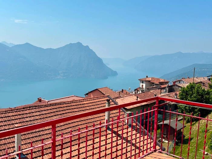 Appartamento trilocale in vendita in Via San Giorgio, Ceratello, Costa Volpino