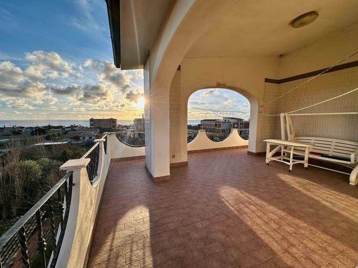Casa con 6 locali in vendita in Via Florinas, Passo Oscuro, Fiumicino