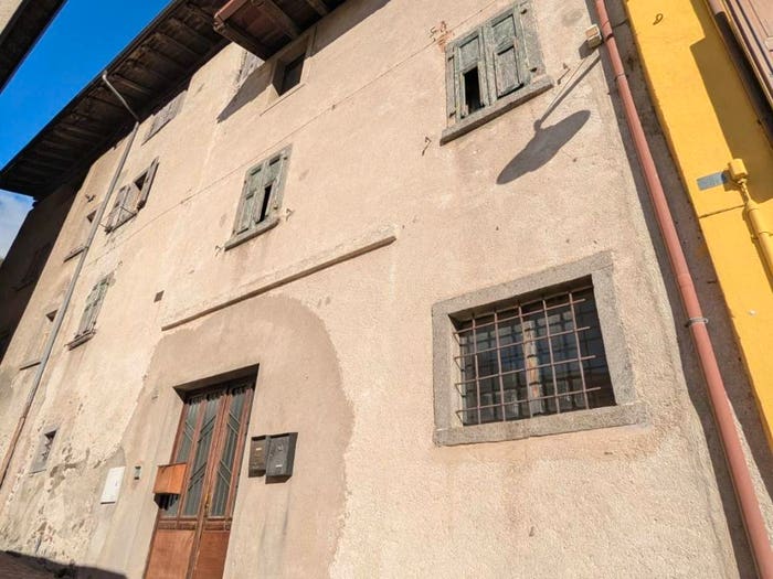 Casa con 6 locali in vendita in Via Armando Diaz, Borgo Chiese