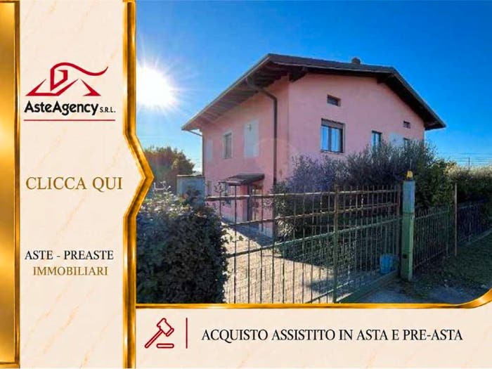 Appartamento quadrilocale in vendita in Via n tirale, Lonato, Lonato del Garda