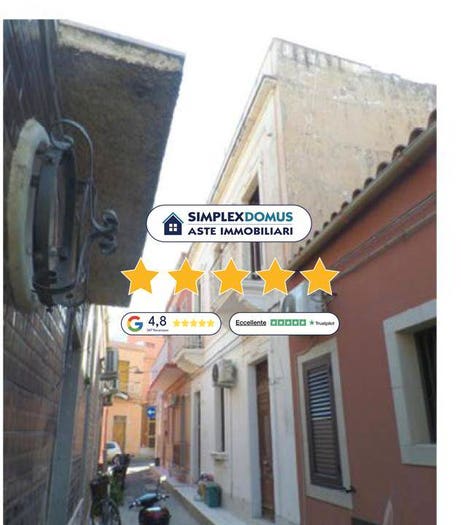Appartamento quadrilocale in vendita in traversa VIII di Corso Garibaldi, Centro, Avola