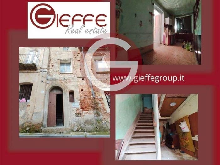 Casa con 6 locali in vendita in Cittanova