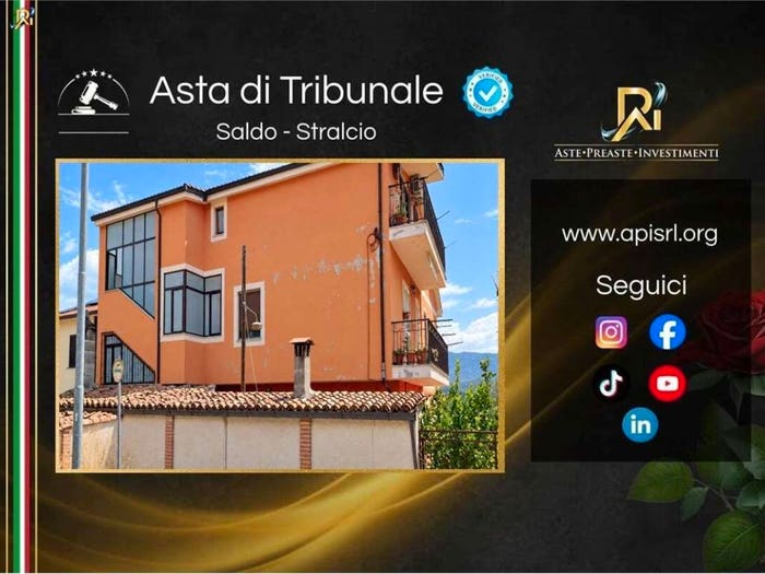 Appartamento con 6 locali in vendita in Contrada Muoio Piccolo, Panebianco Stadio Città Acquedotto, Cosenza