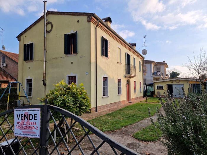 Casa con 5 locali in vendita in Via delle Ombre, Centro, Jolanda di Savoia