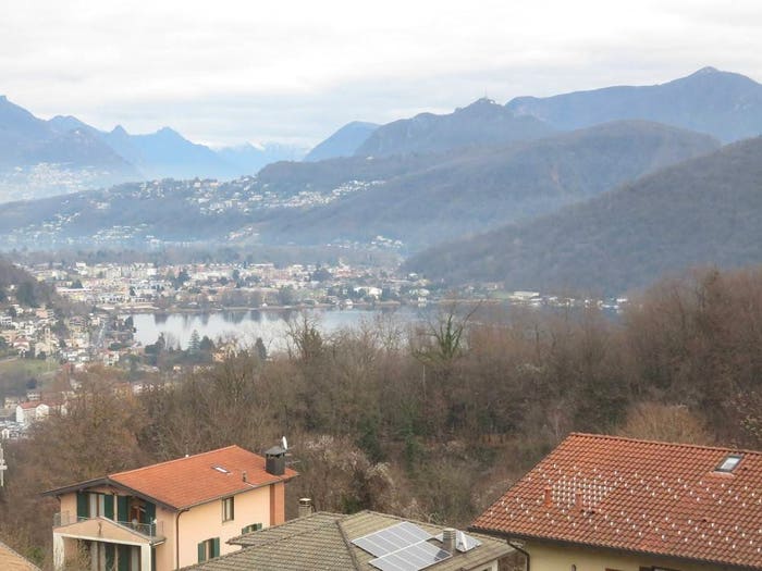 Casa in vendita in Centro, Lavena Ponte Tresa