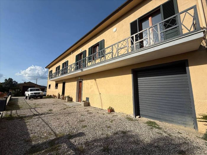 Casa quadrilocale in vendita in Centro, Lucignano