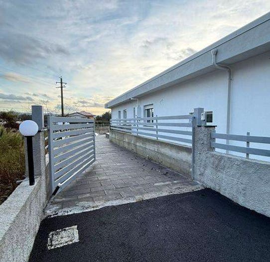Casa trilocale in vendita in Viale Principessa, Settingiano