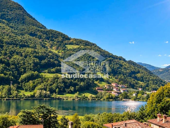 Casa con 6 locali in vendita in Endine, Endine Gaiano