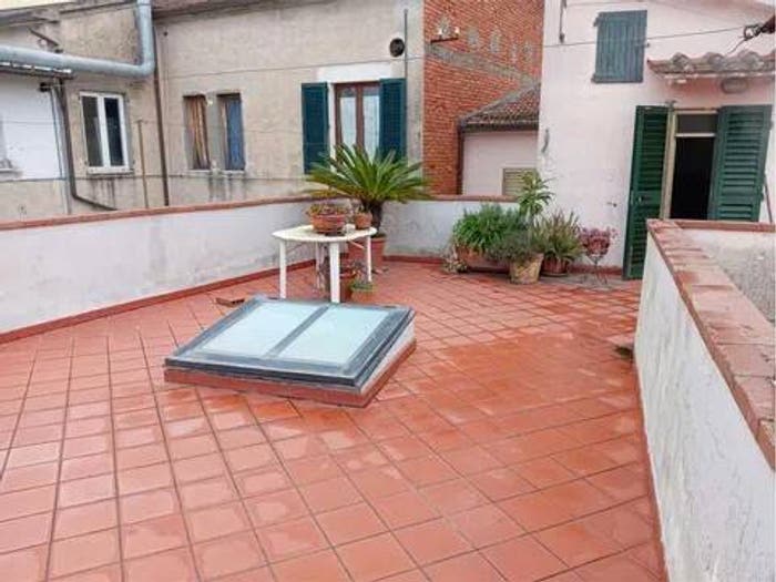 Casa con 6 locali in vendita in Centro, Agliana