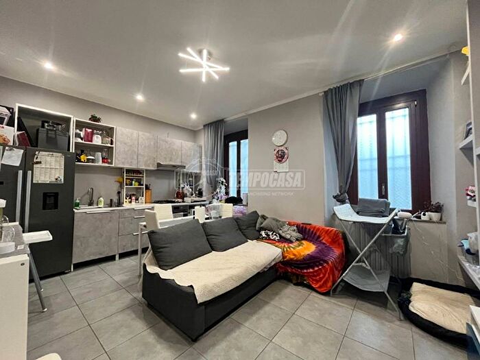 Casa trilocale in vendita in Via borromeo, Centro, Casatenovo