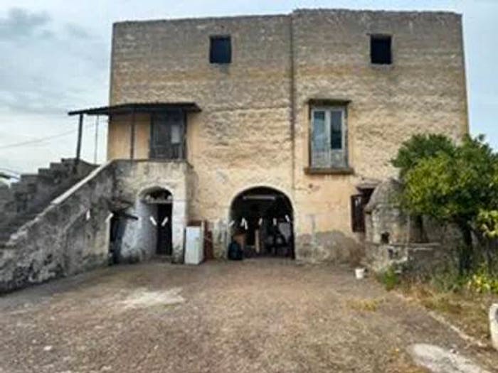 Appartamento quadrilocale in vendita in Via Croce, Carinola