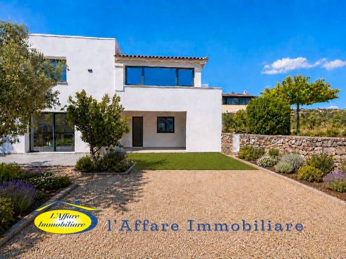 Appartamento quadrilocale in vendita in via sandro pertini, Porto San Paolo, Loiri Porto San Paolo