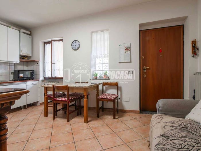 Appartamento bilocale in vendita in Via Mazza, Centro, Guanzate