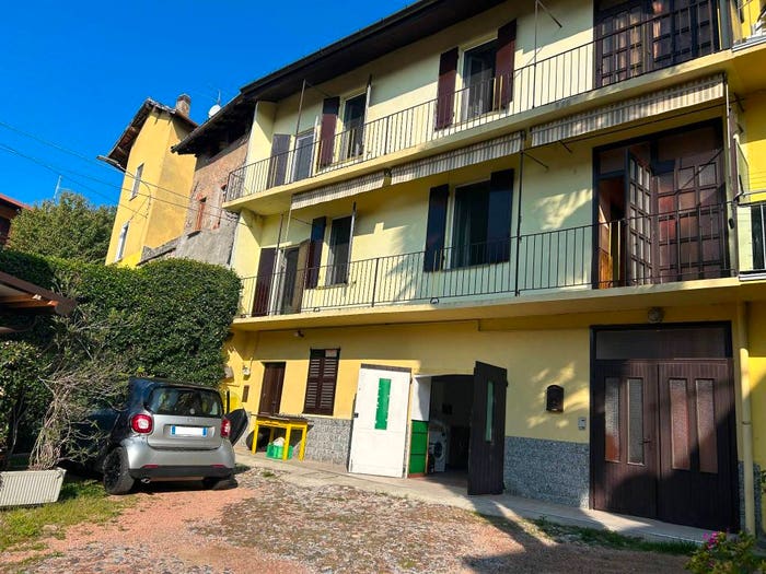 Casa quadrilocale in vendita in Via Como, Malnate