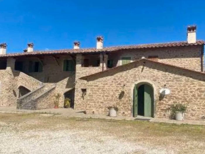Casa con 6 locali in vendita in Via dei Frati, Modigliana