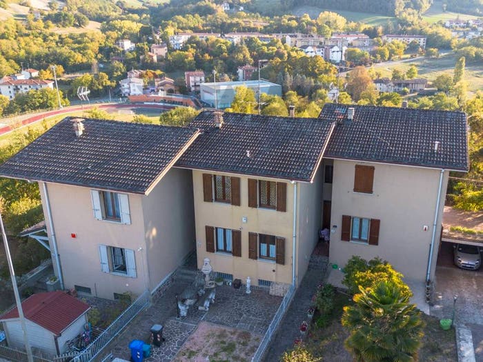 Casa con 6 locali in vendita in Via Amerigo Vespucci, Centro, Salsomaggiore Terme