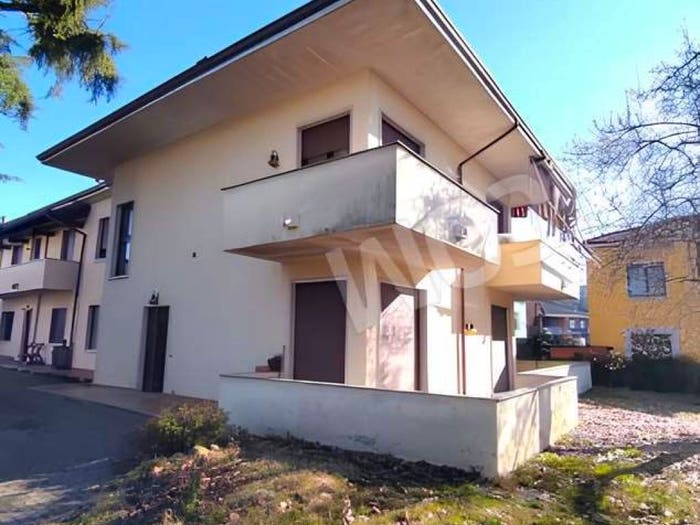 Appartamento trilocale in vendita in Via giacomo matteotti, Centro, Cavaria con Premezzo