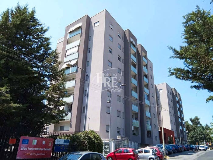 Appartamento con 5 locali in vendita in Via Anna Morrone, Popilia Vagliolise, Cosenza