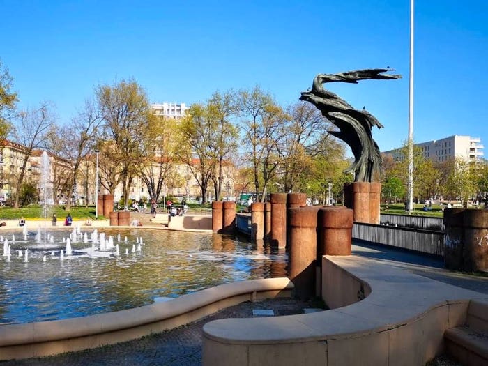 Appartamento con 5 locali in vendita in Largo Marinai d'Italia, Indipendenza, Milano
