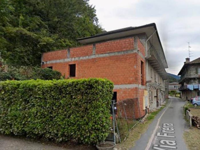 Casa con 6 locali in vendita in Via Frera, Centro, Pieve Vergonte