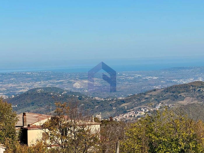 Casa con 5 locali in vendita in Via Orientale, Centro, Torricella Peligna