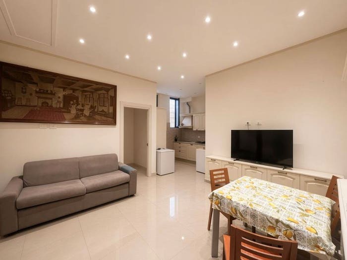 Appartamento bilocale in vendita in Via del Ponte di Mezzo, Ponte di Mezzo Circondaria, Firenze