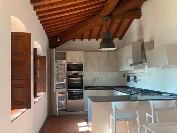 Casa quadrilocale in vendita in VIA DI GRICIGLIANO, Pontassieve