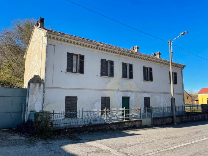 Casa con 6 locali in vendita in VIA PERBOCCA, Ozzano Monferrato