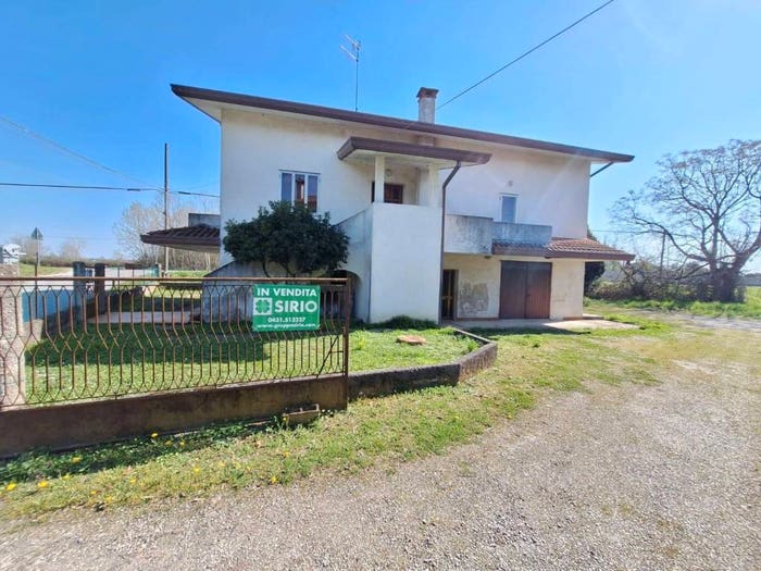 Casa trilocale in vendita in Centro, Latisana