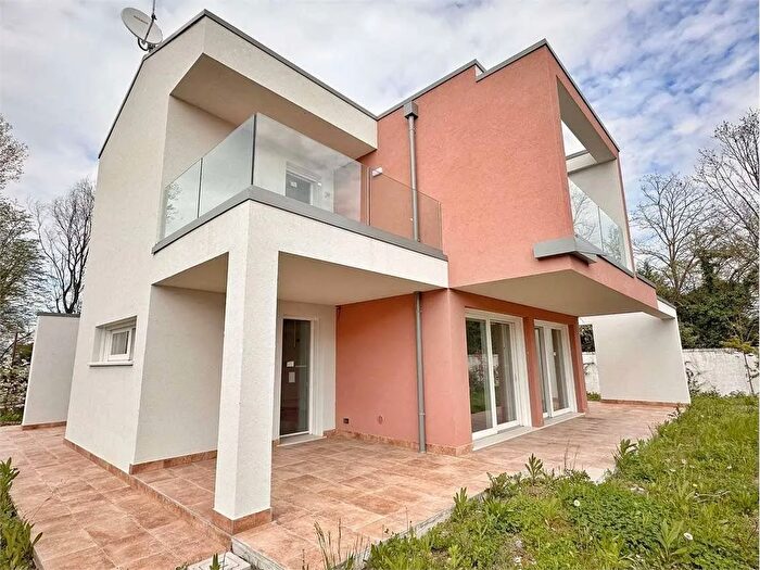 Casa con 5 locali in vendita in Mogliano Veneto