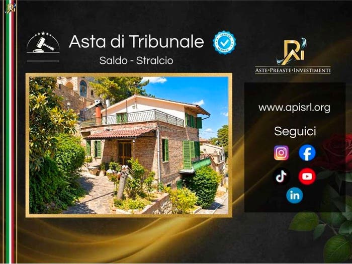 Appartamento con 6 locali in vendita in Via Della Libertà, Ripe San Ginesio