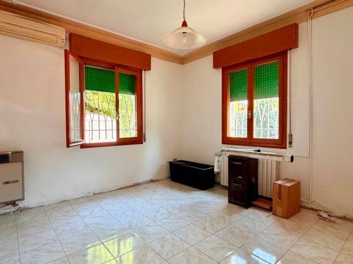 Casa quadrilocale in vendita in Via di Mezzo, Disvetro, Cavezzo