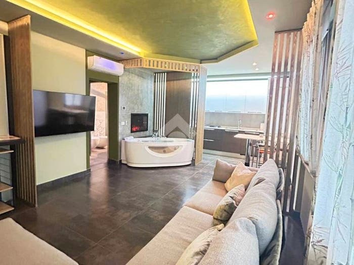 Appartamento bilocale in vendita in Desenzano Centro, Desenzano del Garda