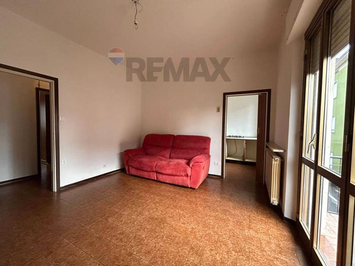 Appartamento trilocale in vendita in via XI febbraio, Curno