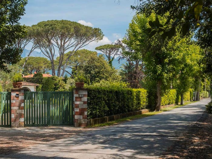 Casa in vendita in Via Leonardo da Vinci, Roma Imperiale, Forte dei Marmi