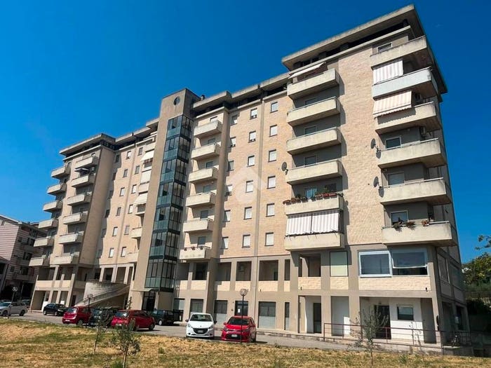 Appartamento quadrilocale in vendita in Via Lazio, San Giovanni, Campobasso