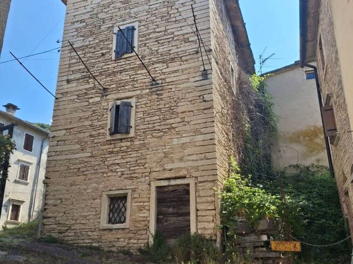 Casa in vendita in Via dell'Artigliere, Cerna, Sant'Anna d'Alfaedo