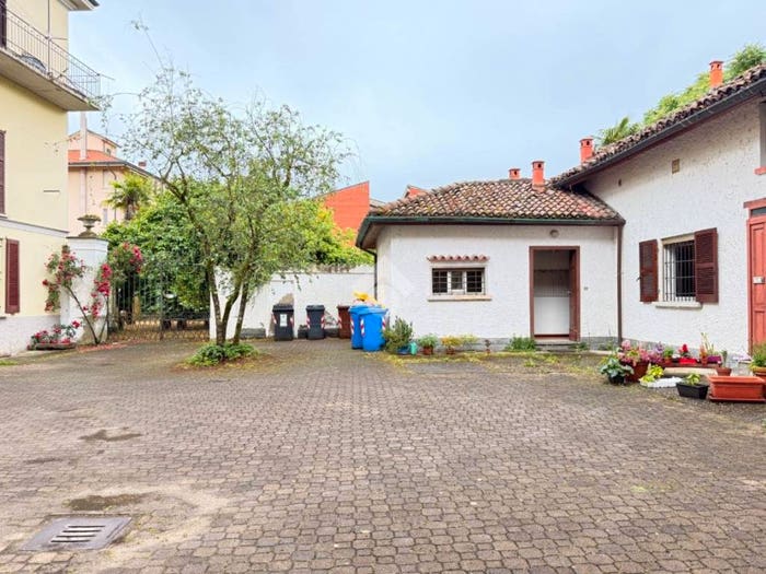 Casa con 5 locali in vendita in Via lovati, Policlinico, Pavia
