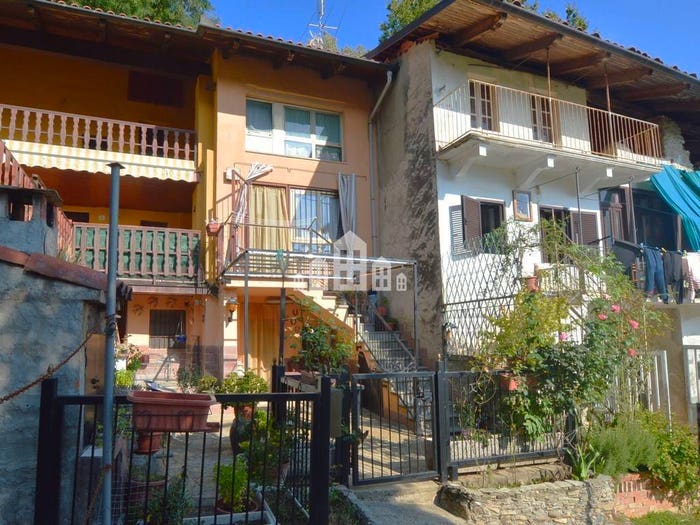 Casa trilocale in vendita in Località Camerlo, Cuorgnè