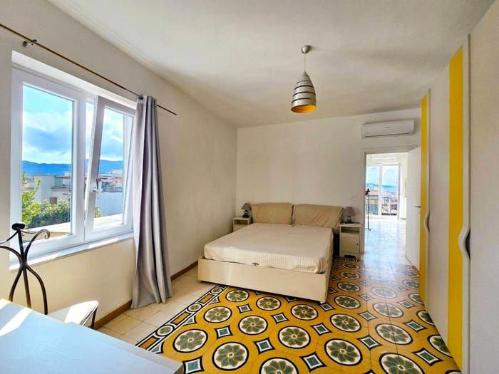 Appartamento bilocale in vendita in Via del Lauro, Centro, Meta
