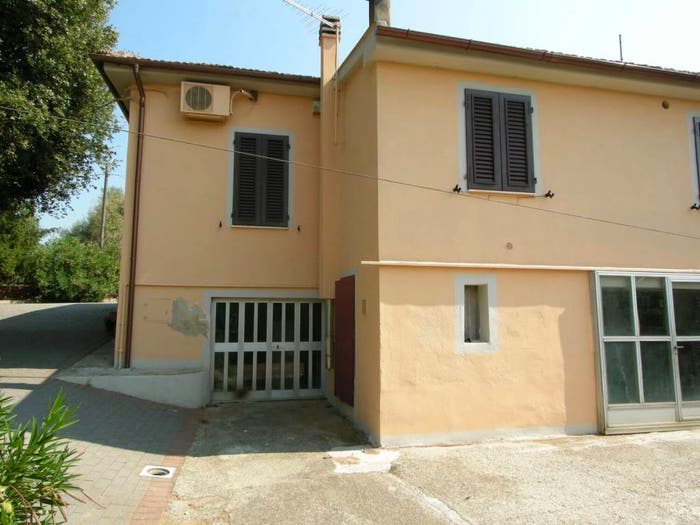 Casa con 6 locali in vendita in Montopoli in Val d'Arno