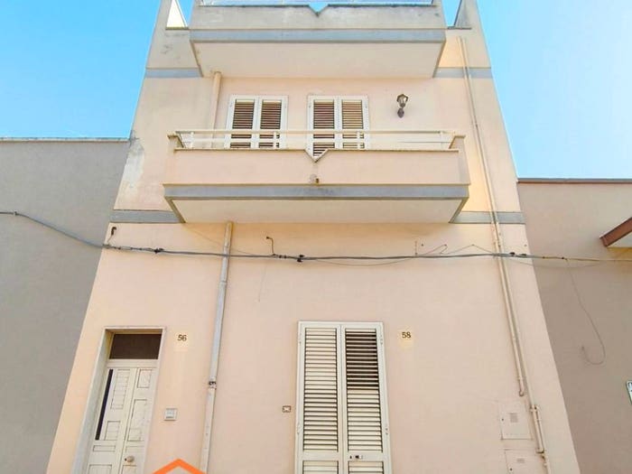 Appartamento trilocale in vendita in Via Palombaro, Novoli