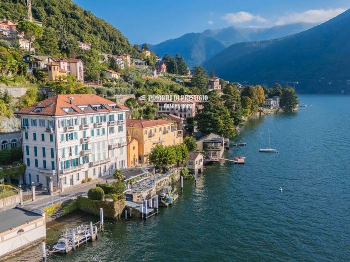 Appartamento bilocale in vendita in Via Regina, Centro, Carate Urio