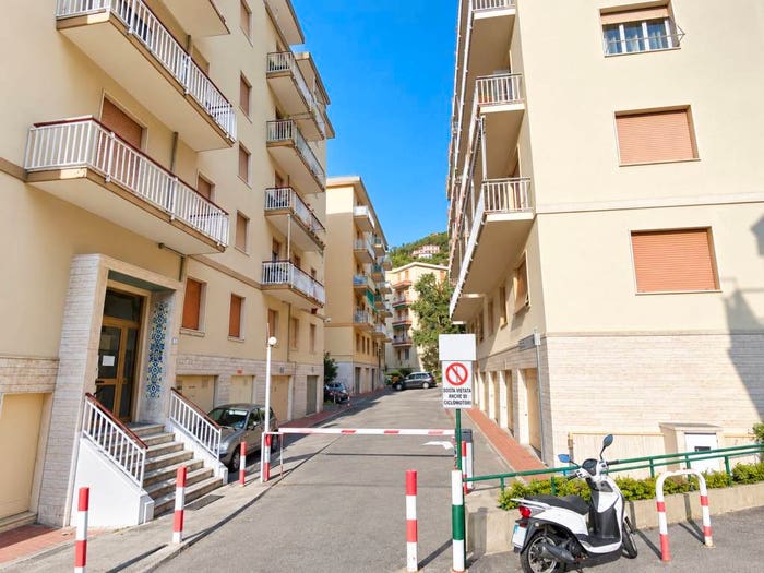 Appartamento bilocale in vendita in Viale Privato di Sciorno, Funivia, Rapallo