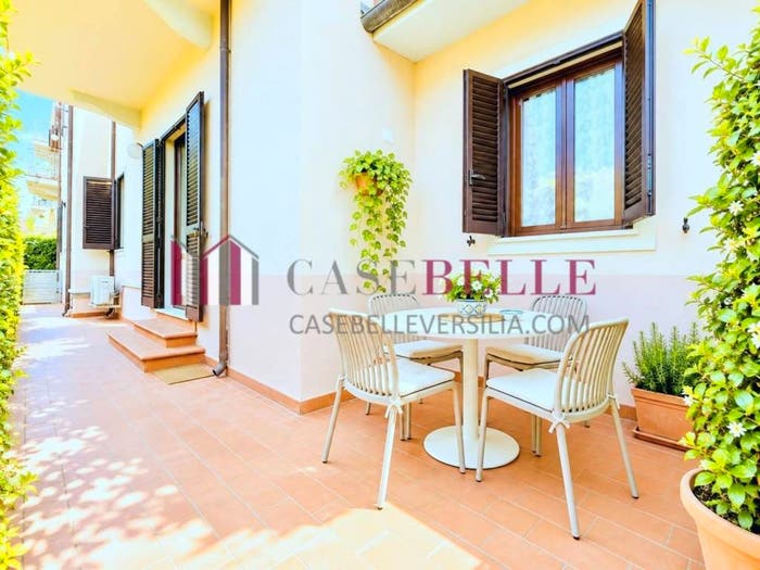 Appartamento quadrilocale in vendita in Via Giosuè Carducci, Pietrasanta
