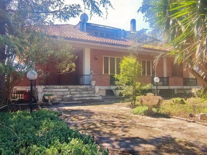 Casa quadrilocale in vendita in Viale degli Aviatori, Tribunale Carmine Nuovo, Foggia