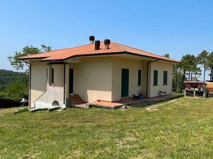 Casa con 6 locali in vendita in Collemontanino, Casciana Terme Lari