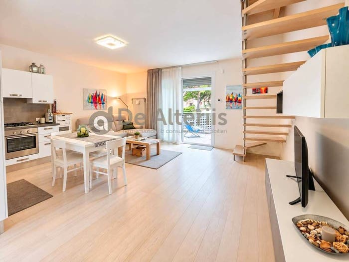 Appartamento quadrilocale in vendita in VIA LEVANTINA, Lido Centro Ovest, Jesolo